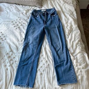 Abercrombie & Fitch The Ankle Straight Ultra High Rise Curve Love Jeans